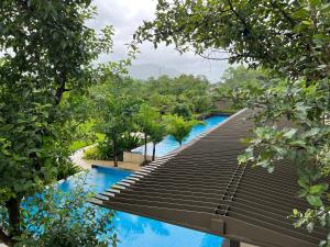 Fully furnished 2 BHK apartment near Panvel