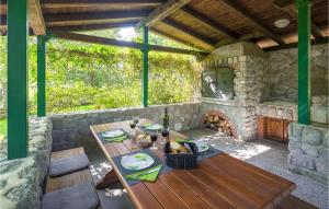 2 Bedroom Cozy Apartment In Buzet 