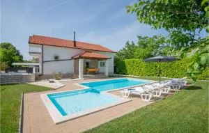 Cozy Home In Vinjani Donji - Perići