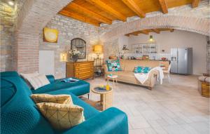 2 Bedroom Stunning Home In Puntera