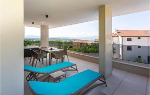 Awesome Apartment In Malinska 