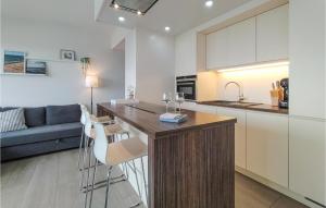 1 Bedroom Lovely Apartment In Oostende