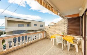 1 Bedroom Nice Apartment In Kozino