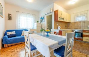 2 Bedroom Gorgeous Apartment In Kozino 