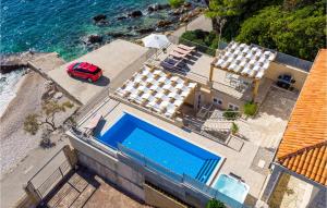 4 Bedroom Lovely Home In Orebic