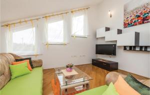 3 Bedroom Gorgeous Apartment In Kastav