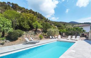 Maisons de vacances Gorgeous Home In Roquebrun : photos des chambres