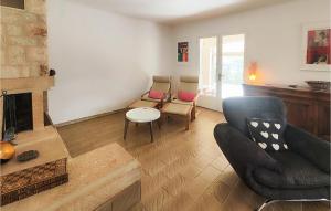Maisons de vacances Gorgeous Home In Roquebrun : photos des chambres