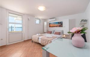 Cozy Apartment In Bibinje