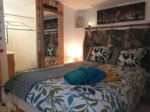 Maisons de vacances Au lit, on dort : Maison 1 Chambre