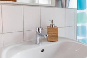 Pretty Home Skyline Work & Stay