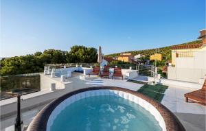 Cozy Home In Primosten With Wifi