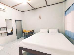 ปฎิภาณบ้านพัก - 3hvězdičkové hotely ve městě Mae Hong Son