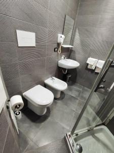 Deluxe Suite with Spa Bath