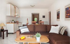 Nice Apartment In Rabac With Kitchen 
