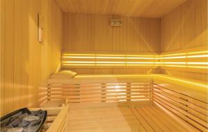 Cozy Home In Kakma With Lake View 