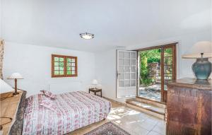 Maisons de vacances 3 Bedroom Cozy Home In Taulis : photos des chambres