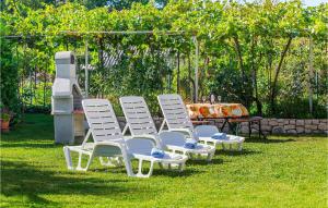 5 Person Apartment Labin Kapelica