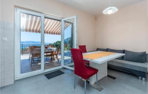 Cozy Apartment In Lovran With Kitchen