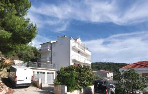 Amazing Apartment In Trogir With House Sea View 
