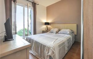 Maisons de vacances 4 Bedroom Beautiful Home In Mougins : photos des chambres