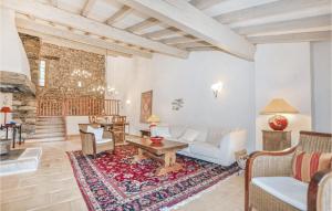 Maisons de vacances 3 Bedroom Cozy Home In Taulis : photos des chambres