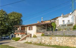 1 Bedroom Cozy Home In Moscenicka Draga