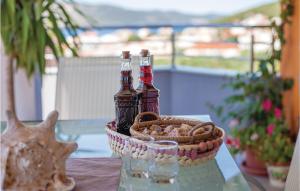 Holiday Apartment Seget Vranjica 02