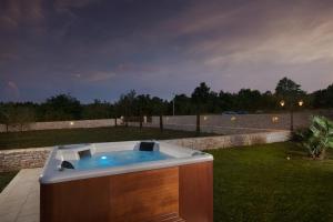 Residence Monaco for 10 people in Central Istria with 65 m2 private pool, large garden & spa