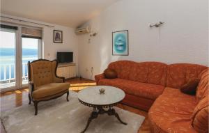 2 Bedroom Amazing Apartment In Stanici 