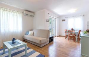 Two-Bedroom Apartment In Betiga