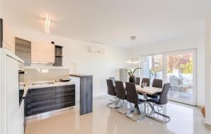 Four-Bedroom Holiday Home In Volme