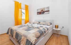 3 Bedroom Pet Friendly Apartment In Jadranovo 