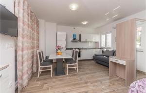 Amazing Studio In Biograd With Wifi 