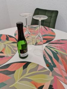 Apartement 12 in Kupferkanne