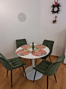 Apartement 12 in Kupferkanne