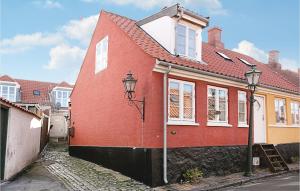 Two-Bedroom Holiday Home In Ronne