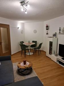 Apartement 12 in Kupferkanne