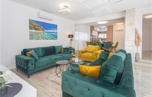 Beautiful Home In Kraj With Wifi