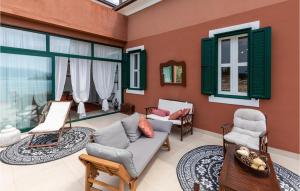 2 Bedroom Awesome Apartment In Blace