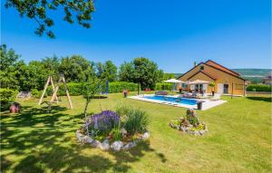Nice Home In Vinjani Gornji With Kitchen 