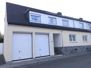 Zimmer & Bad in Jochen's Haus - 蒙塔鲍尔