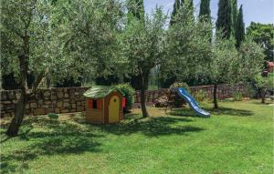 1 Bedroom Cozy Apartment In Savudrija