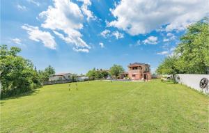 Holiday Home Peresiji I