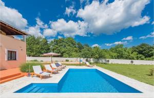 Holiday Home Peresiji I