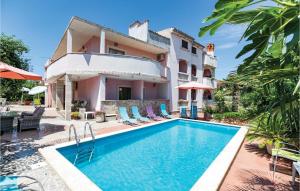 1 Bedroom Lovely Apartment In Rovinj