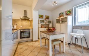 Amazing Home In Medulin With Wifi