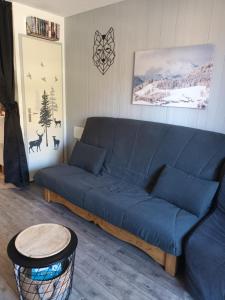 Studio 2 alpes, pied de piste, ménage inclus, balcon, parking