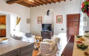 Awesome Apartment In Suvereto With Wifi - Monteverdi Marittimo