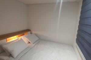 Hyuns 201 - Seoul station 5 min by walk